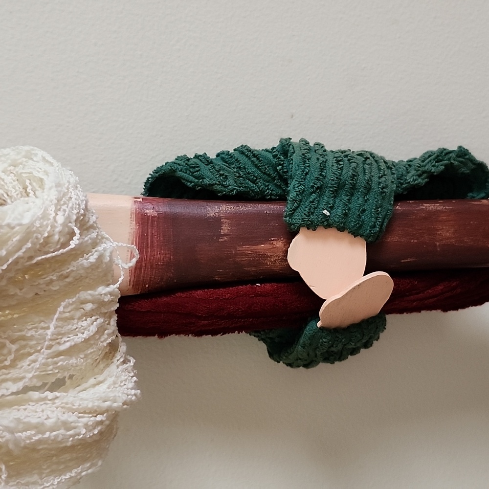 Handcrafted Santa Claus Stick Decor Christmas Decoration, Holiday - Picture 5 of 6